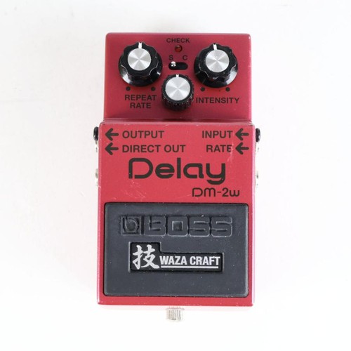 Pédale effet boss 2w - pédale,